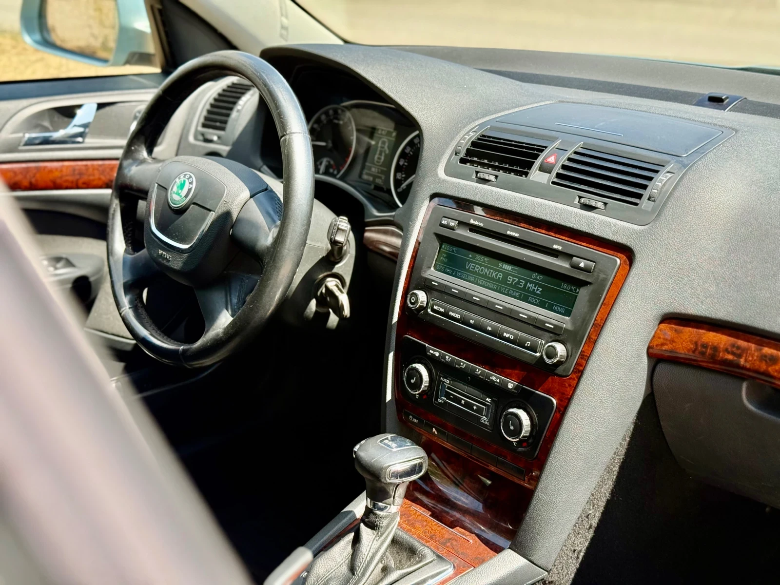 Skoda Octavia 1.6TDI DSG-7tronic - изображение 8