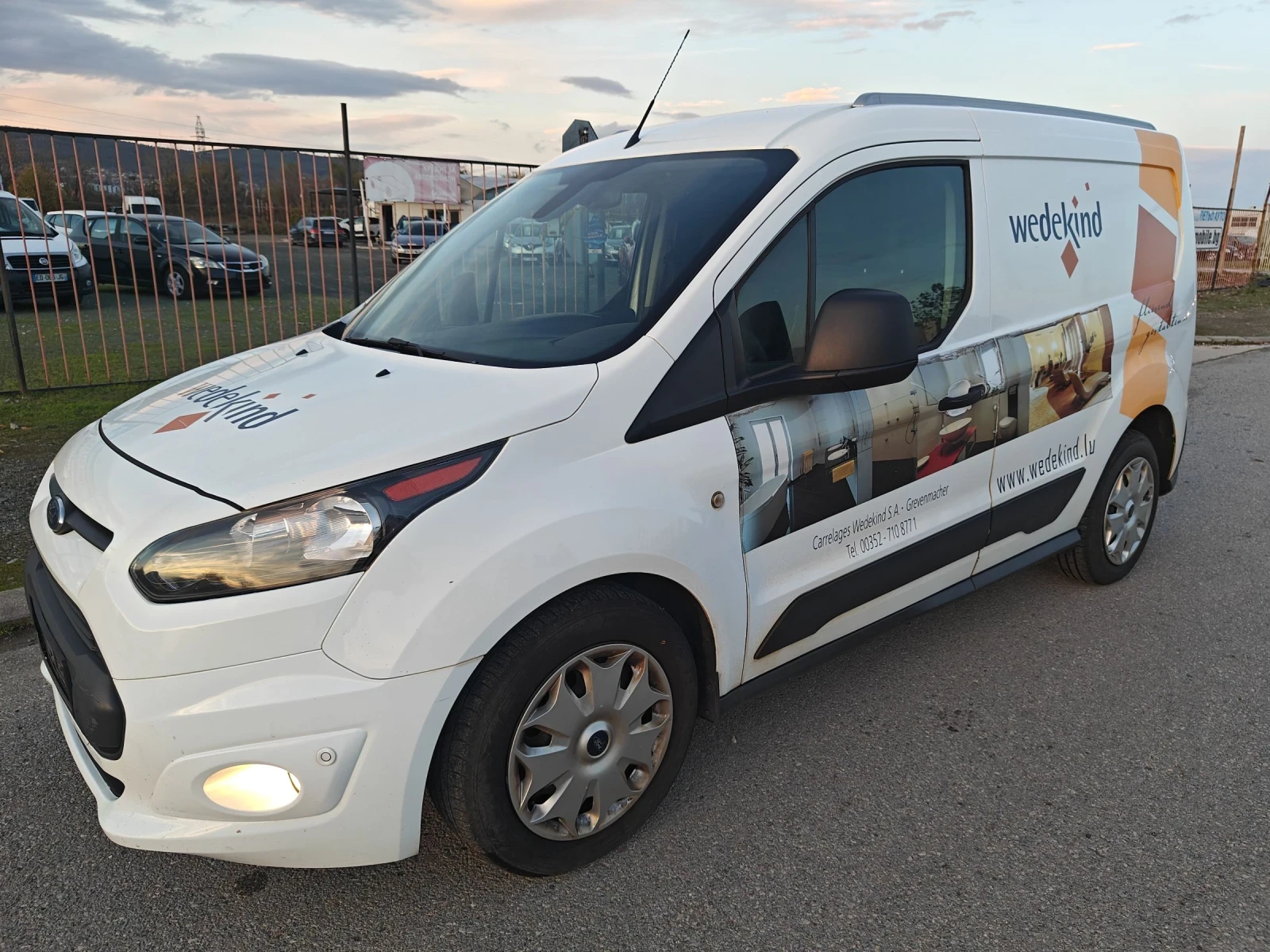 Ford Connect Transit 1.5d 101кс Климатик, Euro 6X - изображение 9