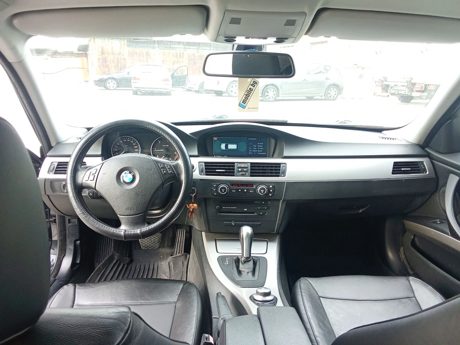 BMW 320 2.0д 163к.с. автоматик - изображение 10