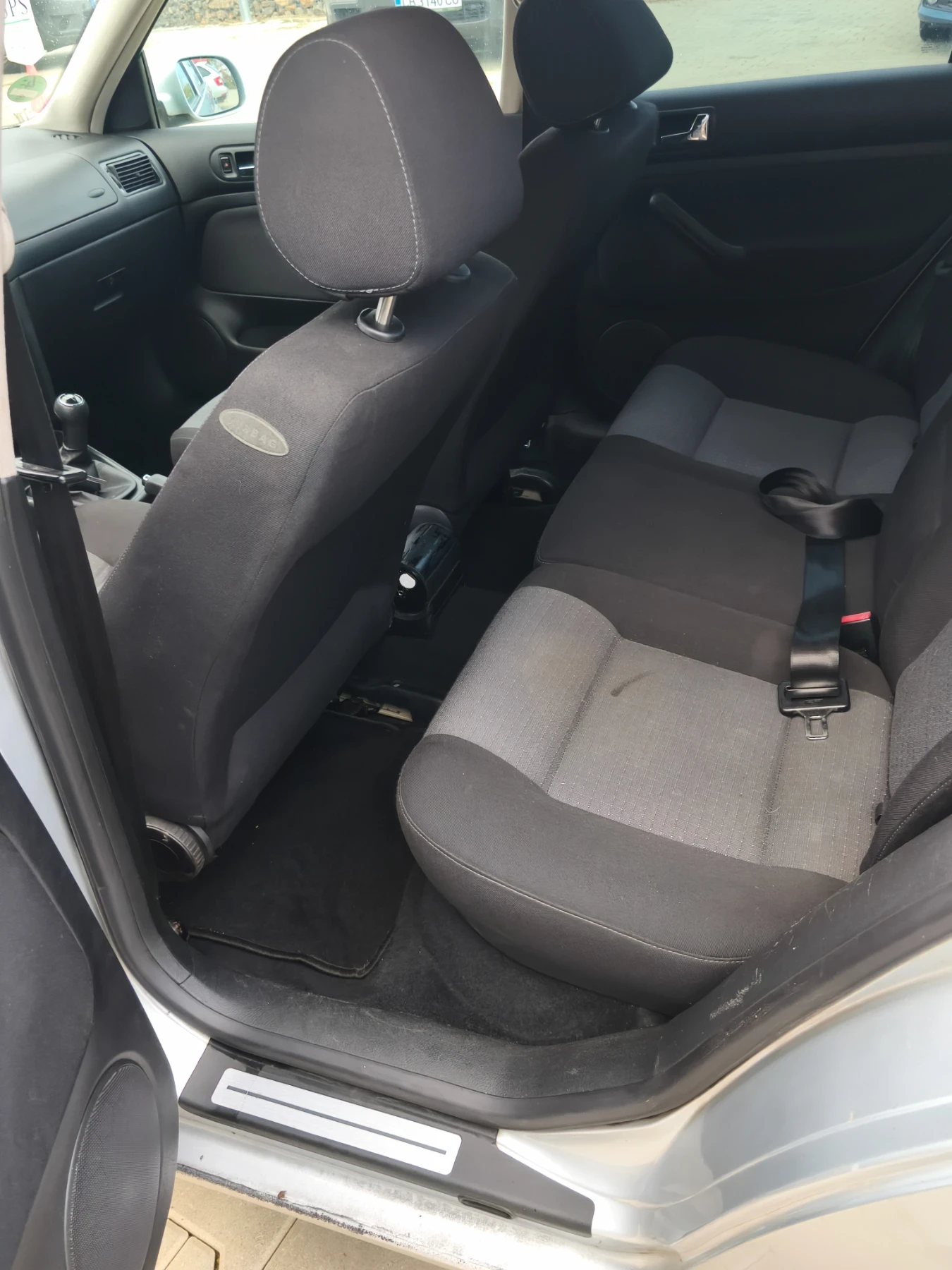 VW Golf  На части 1.6 105 16v - изображение 10