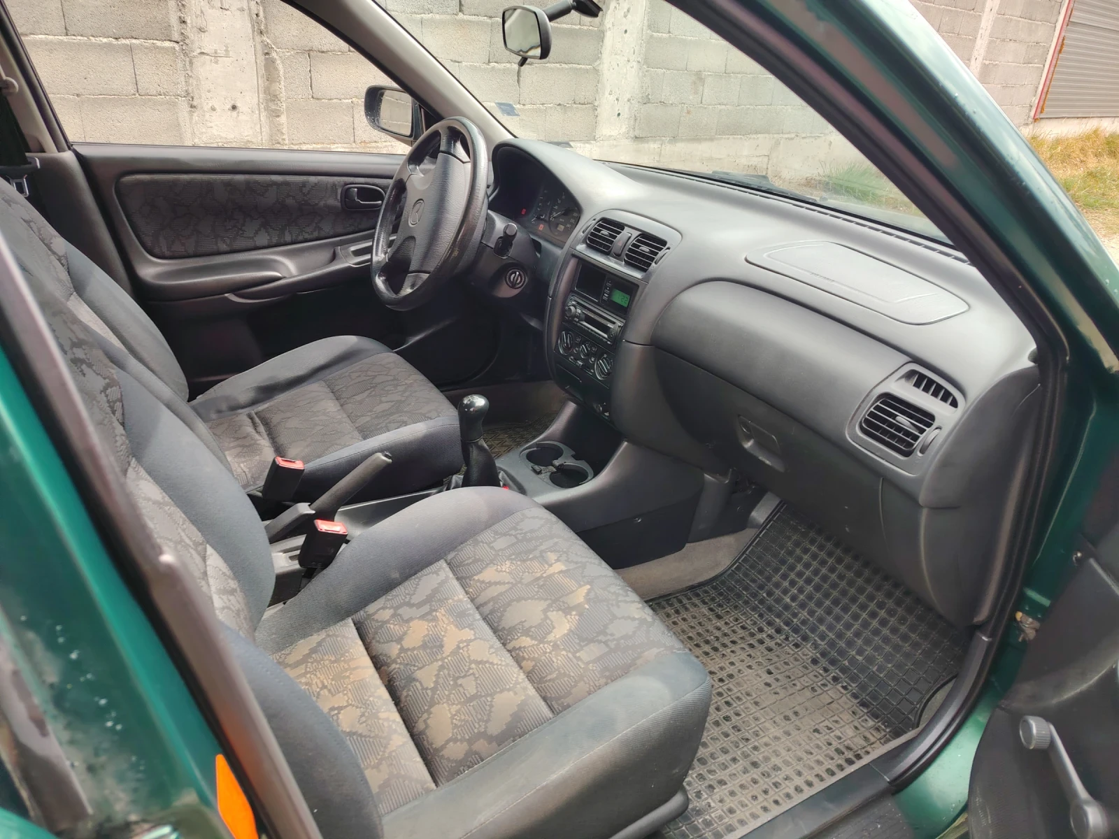 Mazda 626, снимка 10 - Автомобили и джипове - 53926220