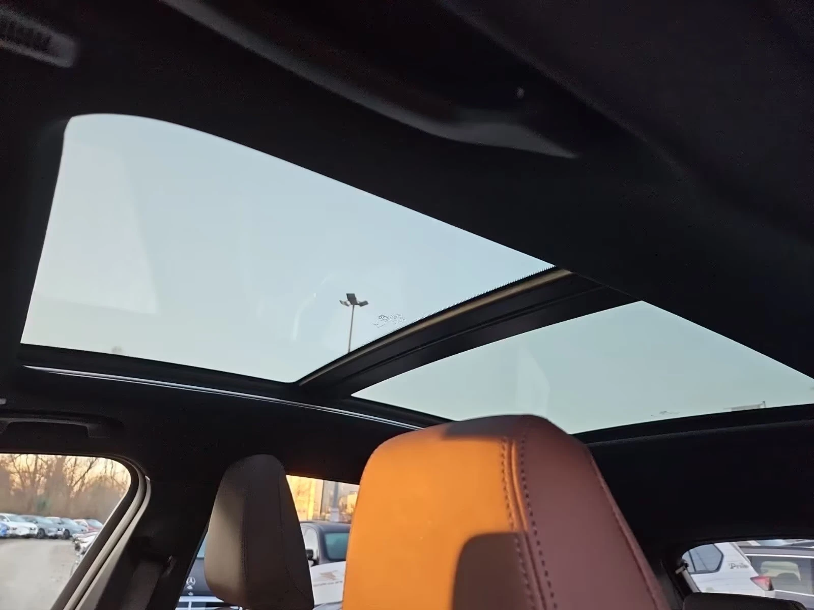 BMW iX1 30/xDRIVE/313HP/MSPORTHUD/PANO/360/19/227z | Mobile.bg � ����������� 10