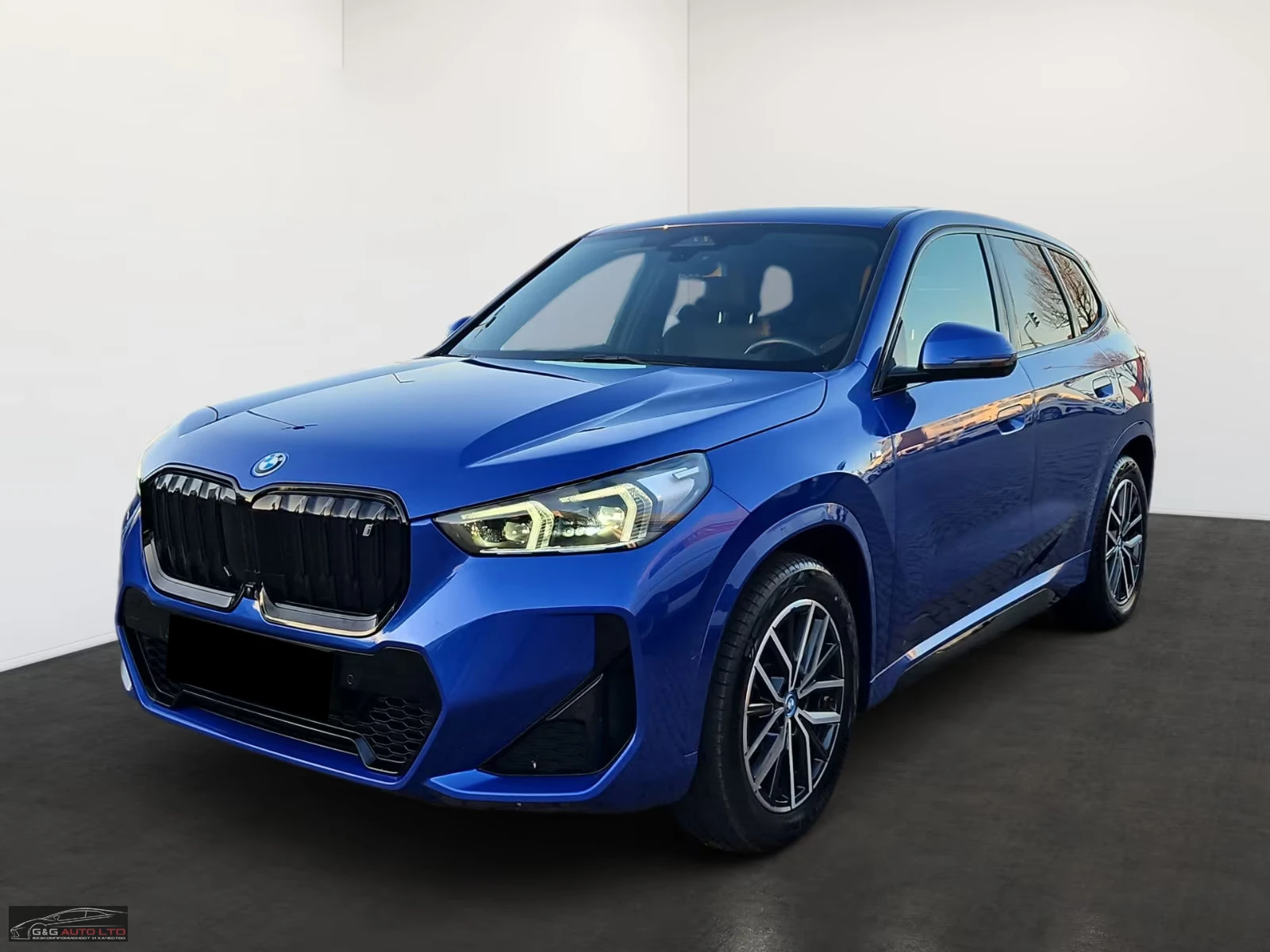 BMW iX1 30/xDRIVE/313HP/MSPORTHUD/PANO/360/19/227z | Mobile.bg � ����������� 1