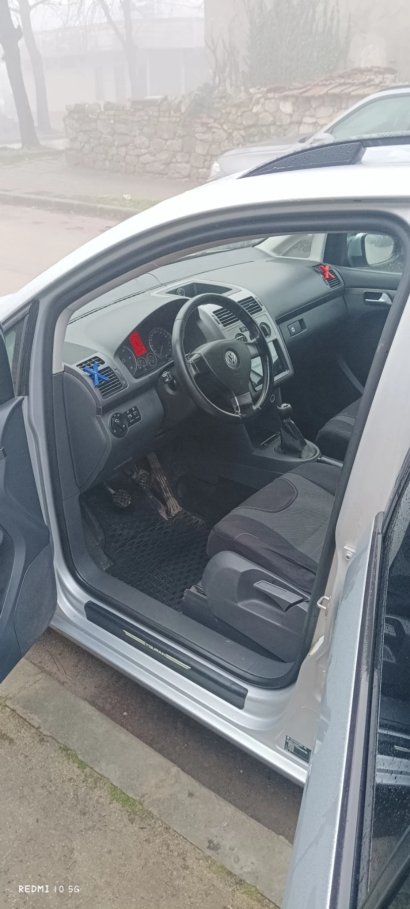 VW Touran, снимка 9 - Автомобили и джипове - 54266858