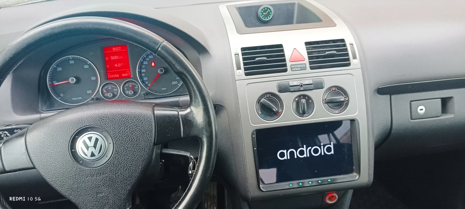 VW Touran, снимка 3 - Автомобили и джипове - 54266858