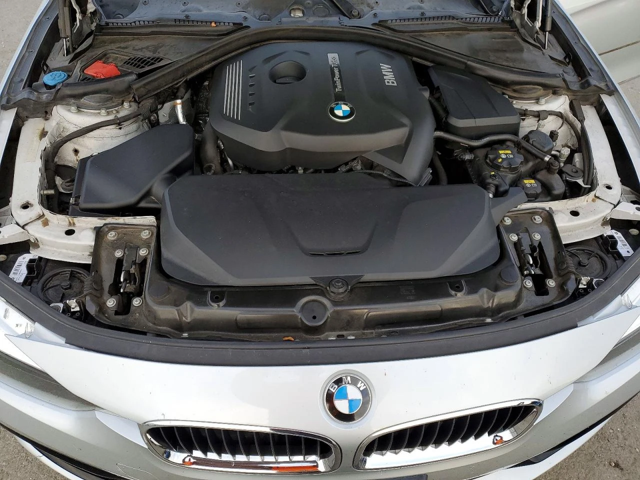 BMW 330 2.0l I, снимка 11 - Автомобили и джипове - 54322716