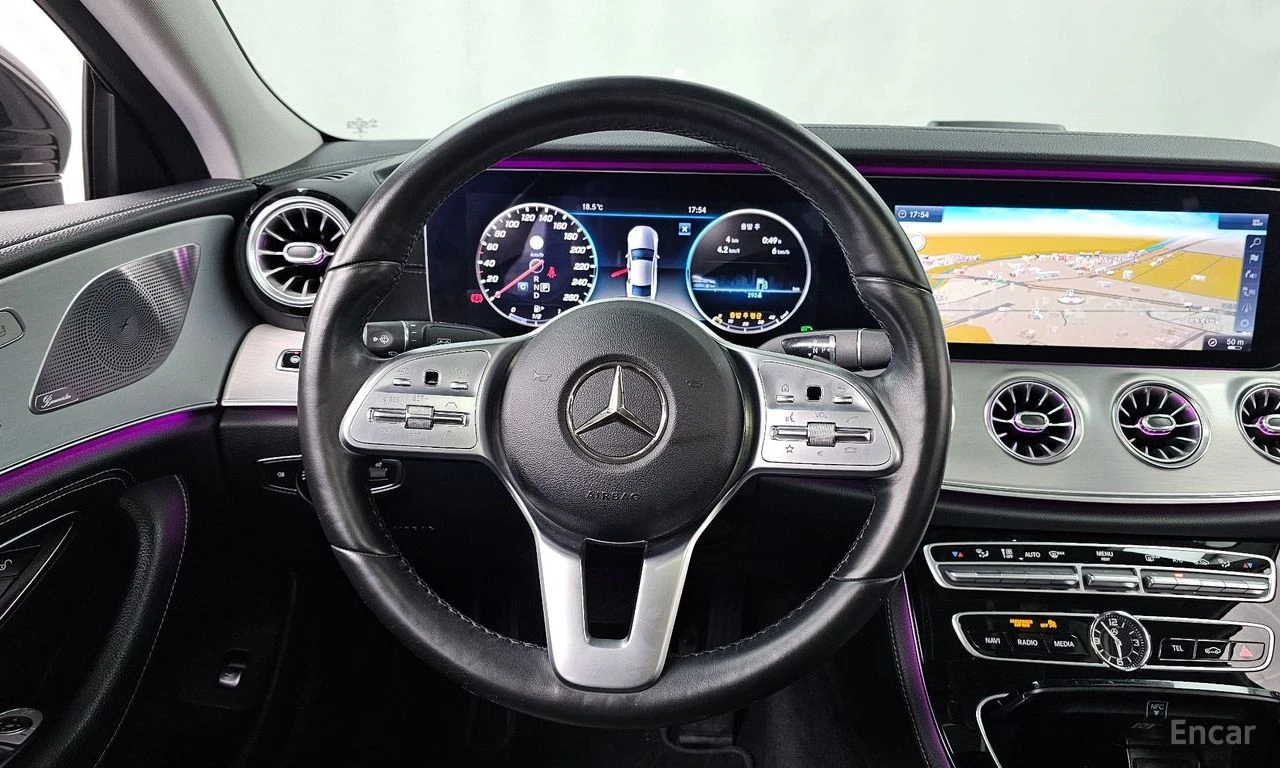 Mercedes-Benz CLS 400 d* 4MATIC* DISTRONIC* HEAD-UP* BURMESTER* SUNROOF*, снимка 7 - Автомобили и джипове - 54413815
