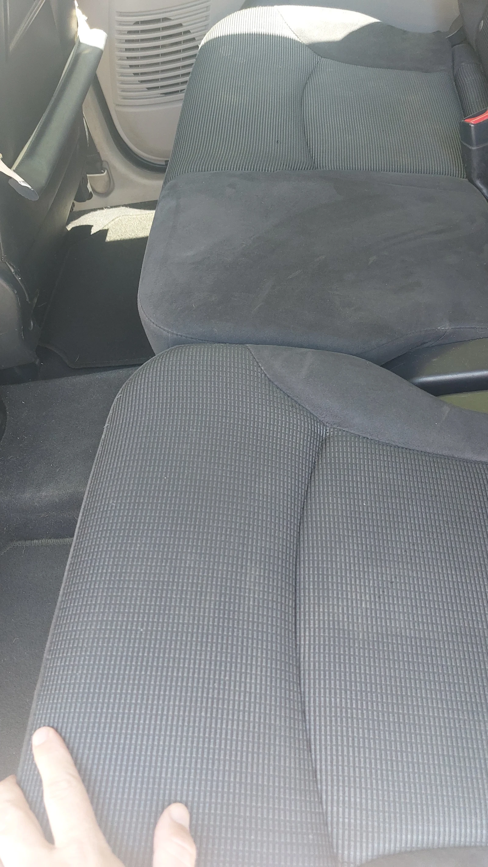 Mitsubishi Grandis Бензин, 7 места, снимка 7 - Автомобили и джипове - 54981265