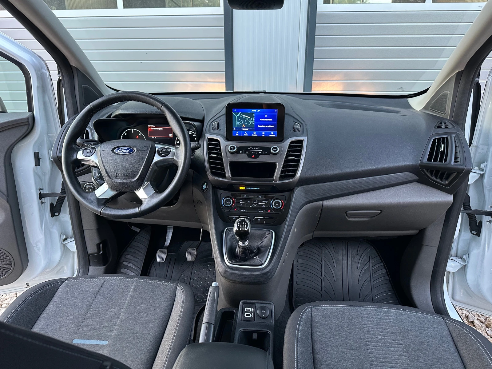 Ford Connect 1.5 hdi ACTIVE 7 места МАКСИ CARPLAY КАМЕРА full, снимка 12 - Автомобили и джипове - 54944504