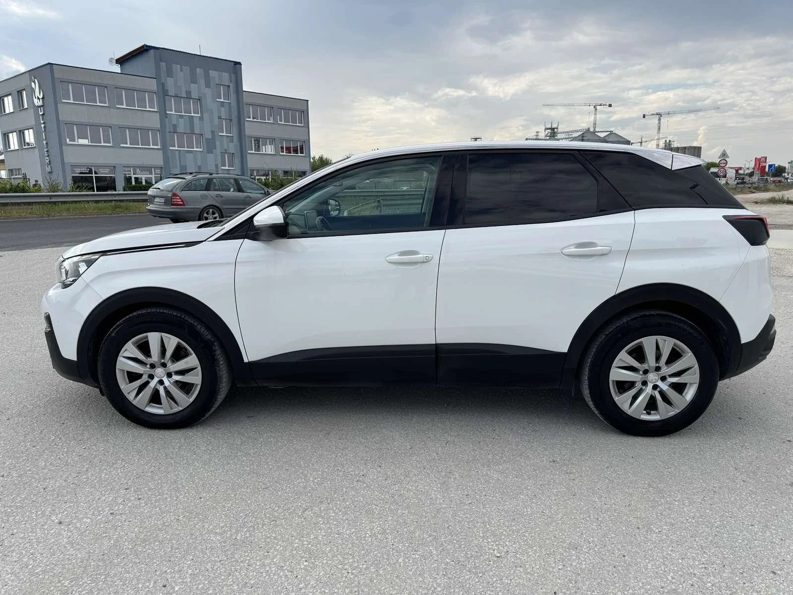 Peugeot 3008, снимка 4 - Автомобили и джипове - 55189591