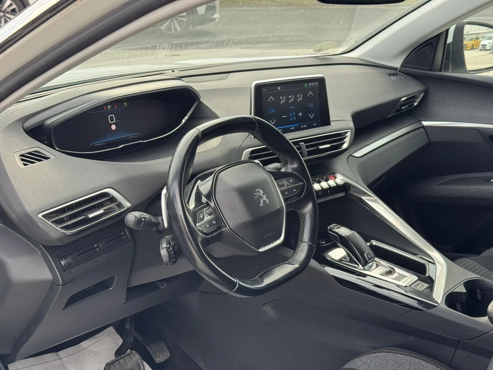 Peugeot 3008, снимка 7 - Автомобили и джипове - 55189591