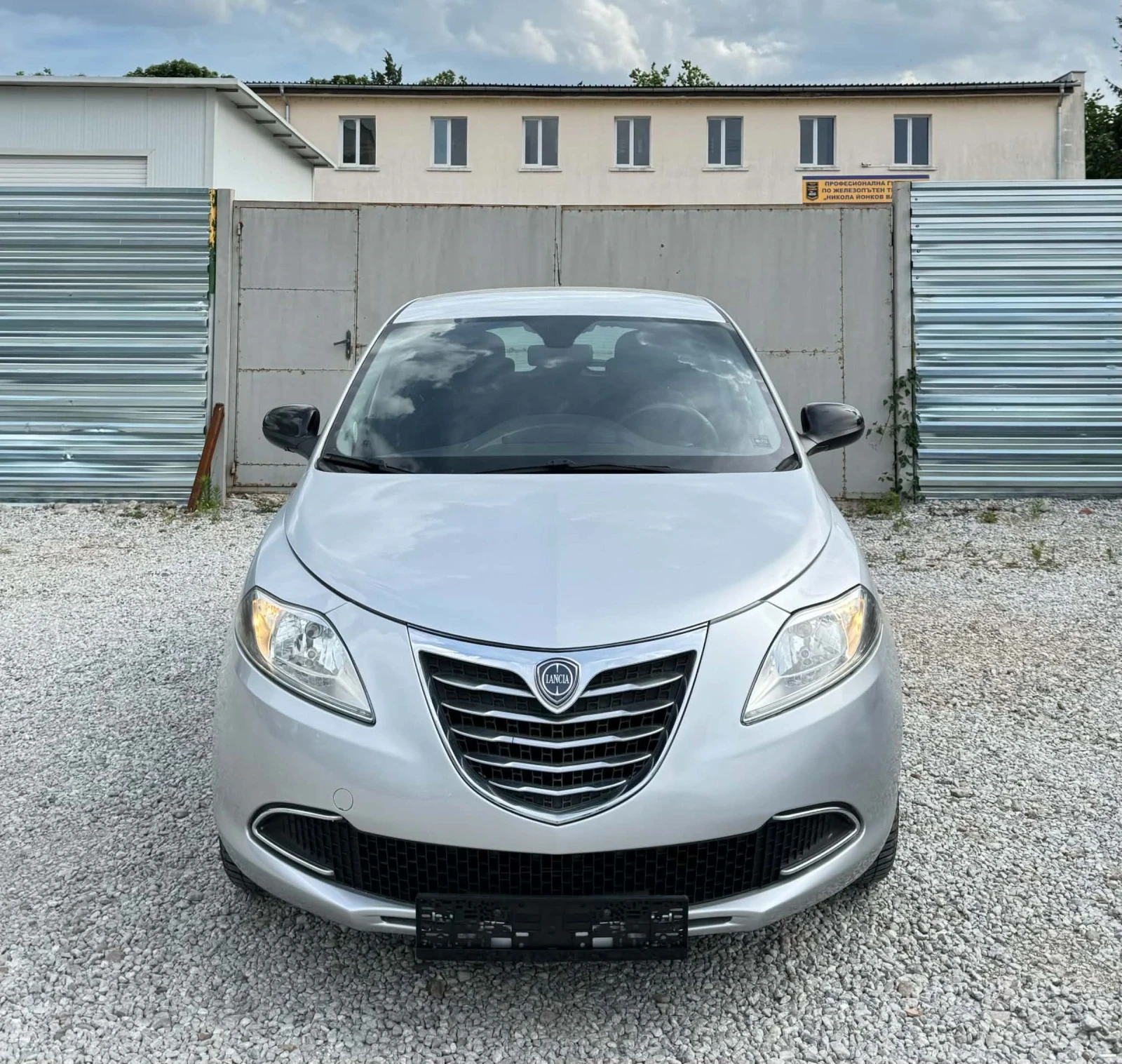 Lancia Ypsilon ГАЗ, снимка 2 - Автомобили и джипове - 55212202