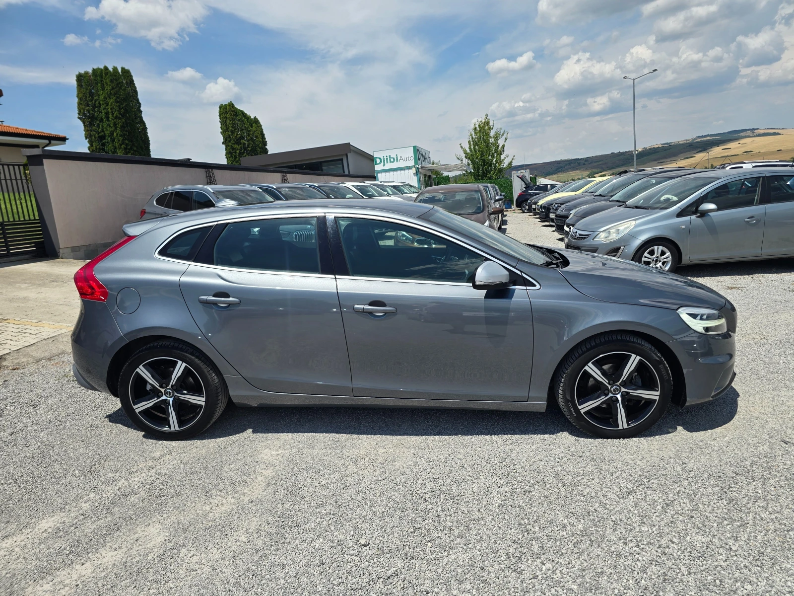 Volvo V40 2.0D-120K.C-R-DESIGN | Mobile.bg � ����������� 4