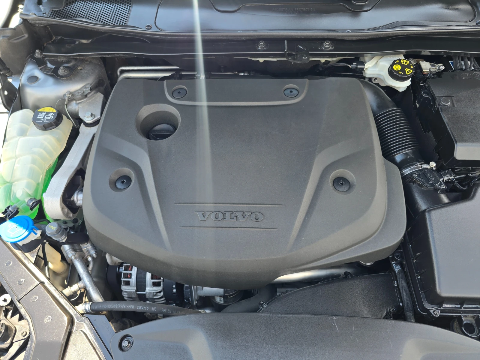 Volvo V40 2.0D-120K.C-R-DESIGN | Mobile.bg � ����������� 12