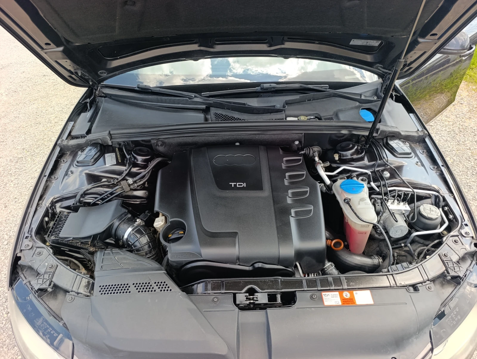 Audi A4 2.0TDI 143ks, снимка 16 - Автомобили и джипове - 55350860