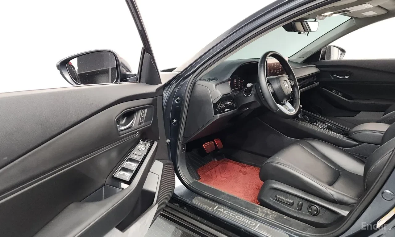Honda Accord HYBRID* КОЖА* ХЕДС ЪП* КАМЕРА* ДИГИТАЛНО ТАБЛО, снимка 6 - Автомобили и джипове - 55543055