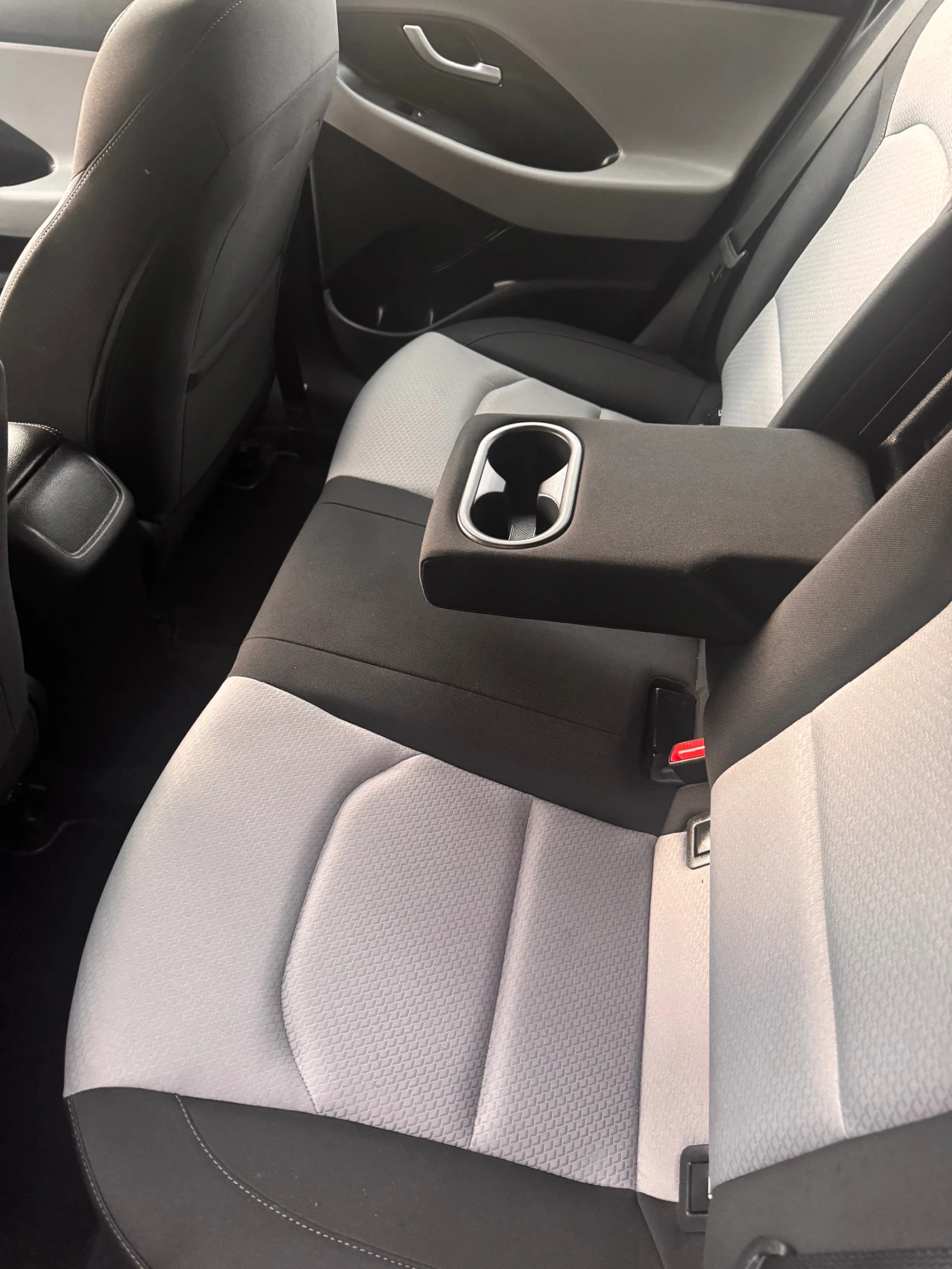 Hyundai I30, снимка 4 - Автомобили и джипове - 55722968