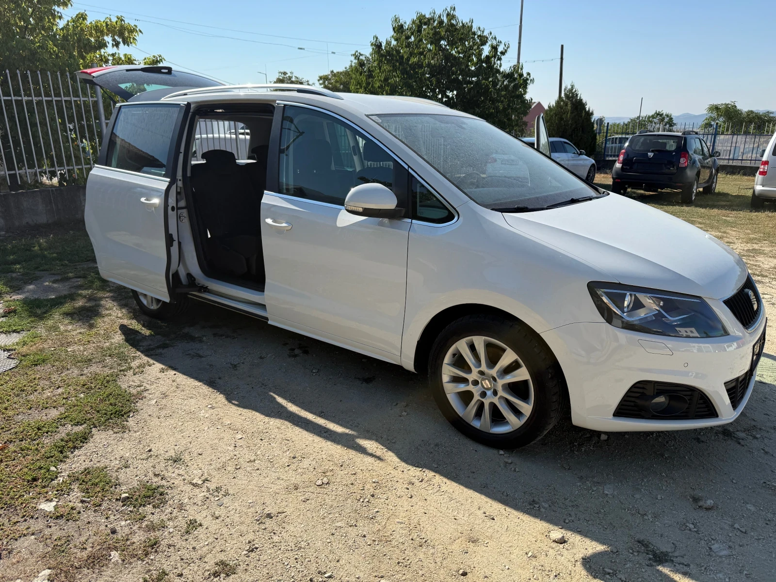 Seat Alhambra 2.0TDI 140 к.с., снимка 8 - Автомобили и джипове - 55734862