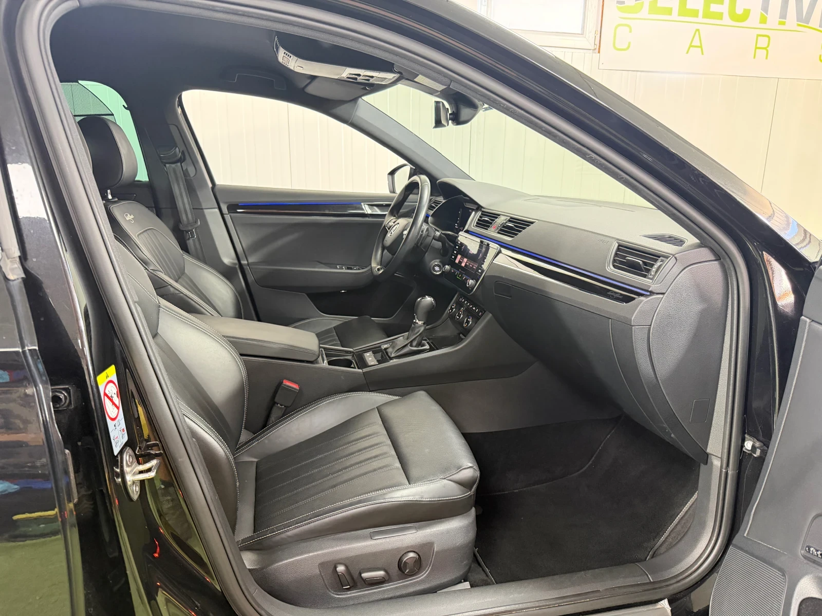 Skoda Superb * Закупен от България* Гаранция* Laurent&Klement 4, снимка 9 - Автомобили и джипове - 55778723