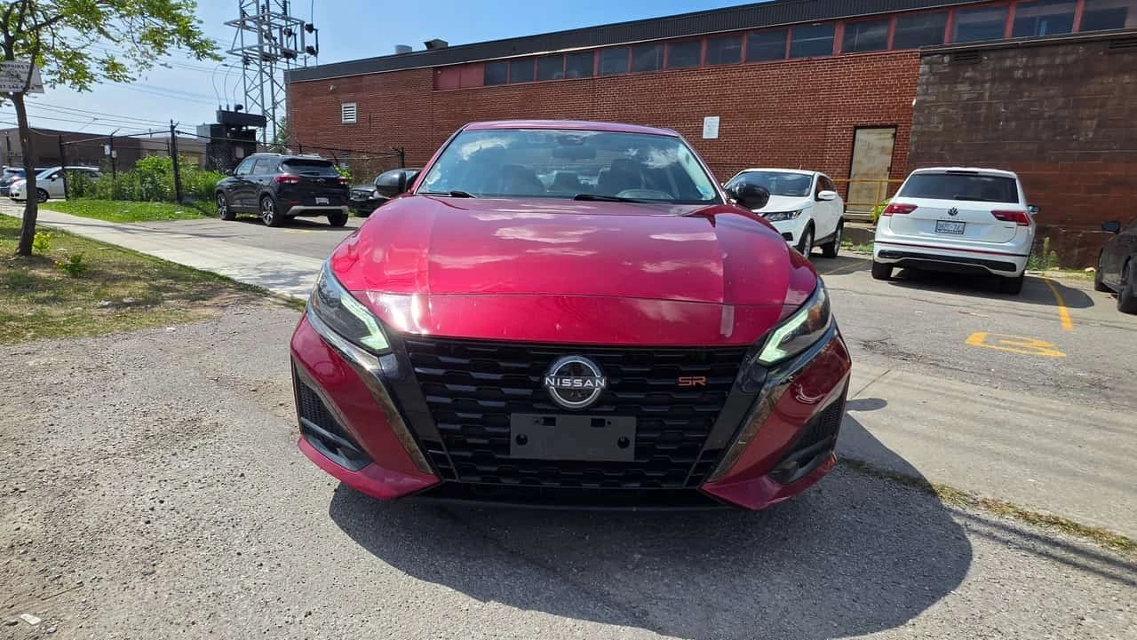Nissan Altima / 2.5 SR Sedan / CARFAX / АВТОКРЕДИТ , снимка 6 - Автомобили и джипове - 55782304