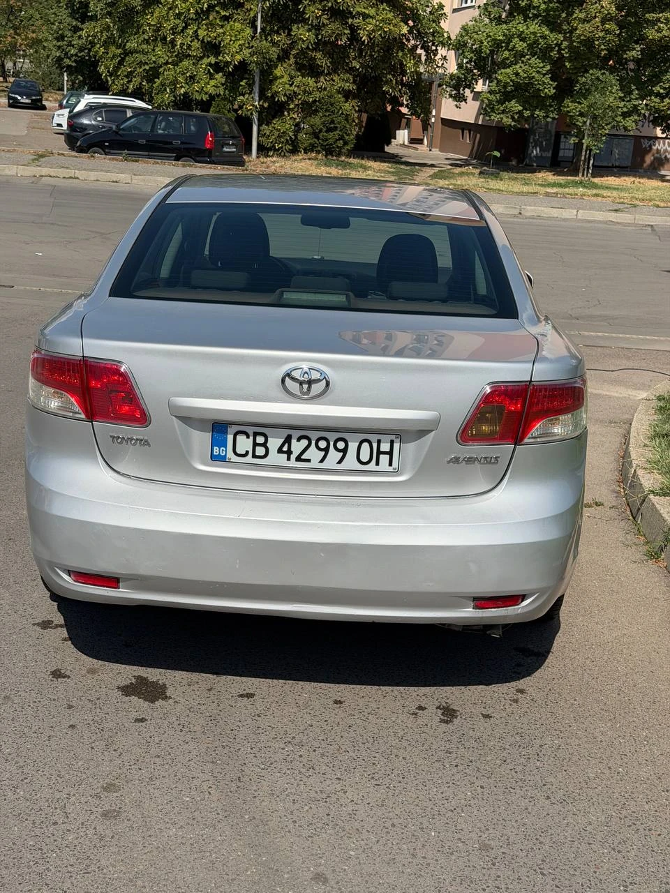 Toyota Avensis 1.8 Бензин/Газ, снимка 7 - Автомобили и джипове - 55925045