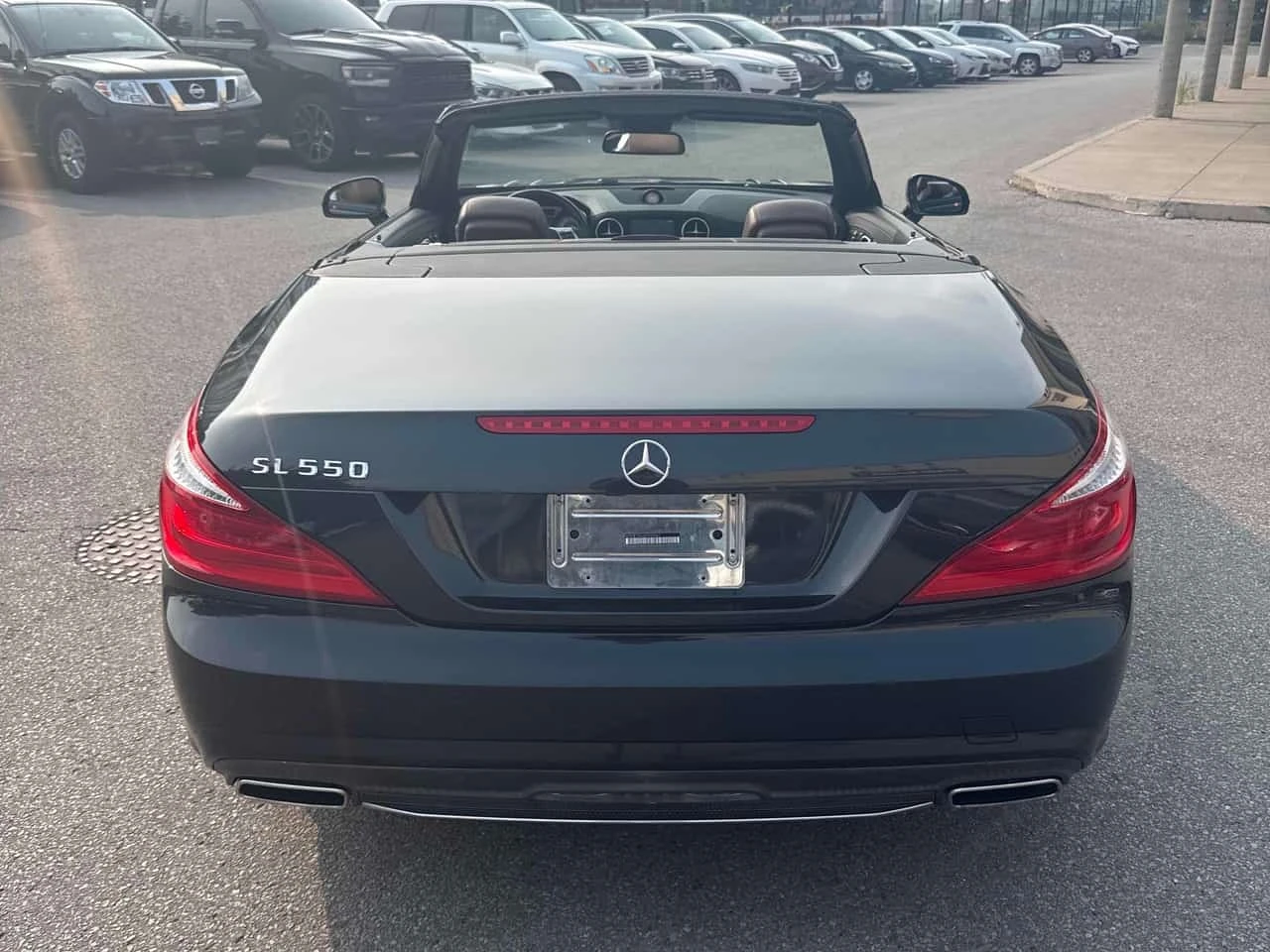 Mercedes-Benz SL * 550 * CARFAX * , снимка 4 - Автомобили и джипове - 56185974
