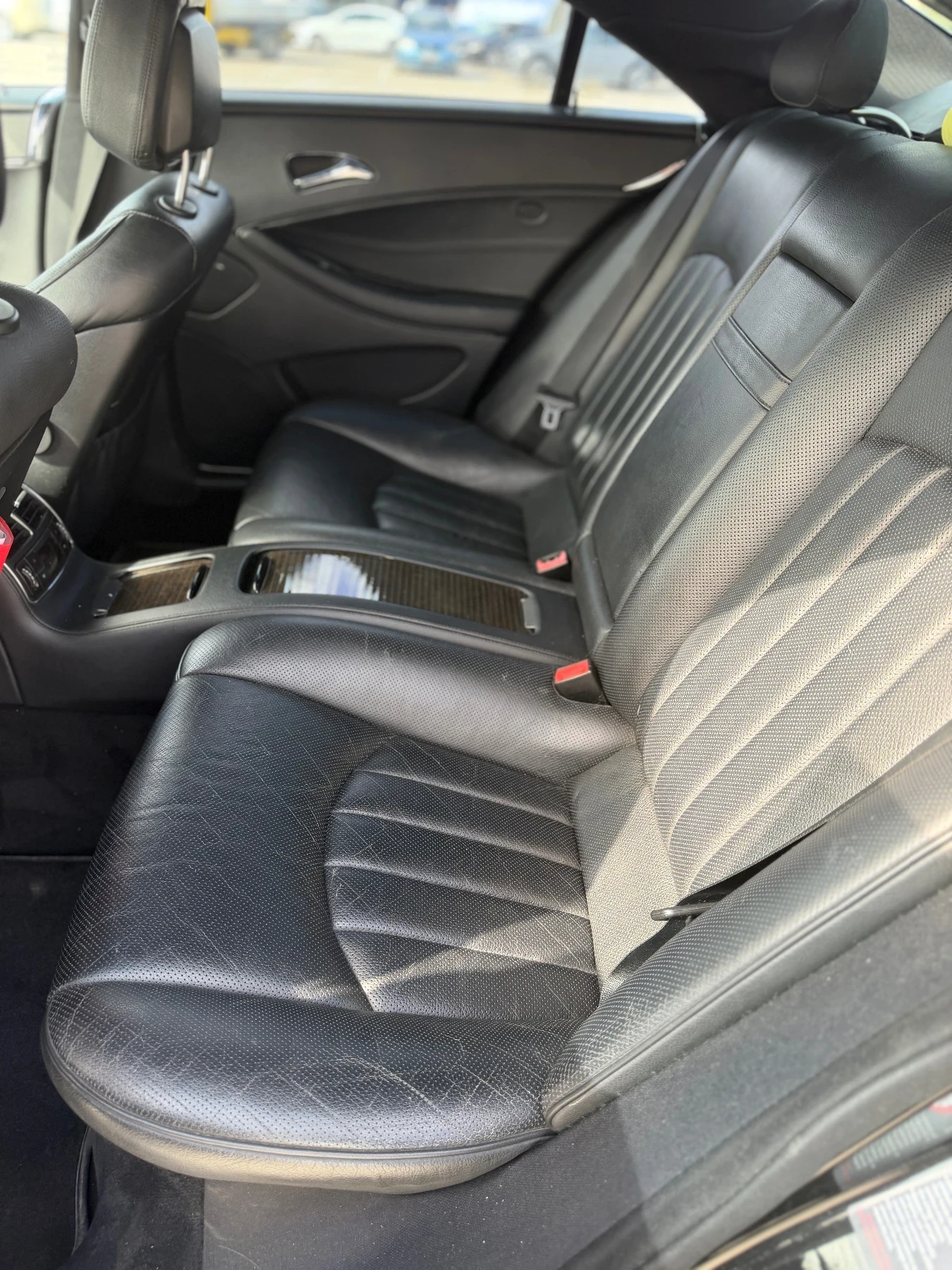 Mercedes-Benz CLS 500, снимка 10 - Автомобили и джипове - 56186491