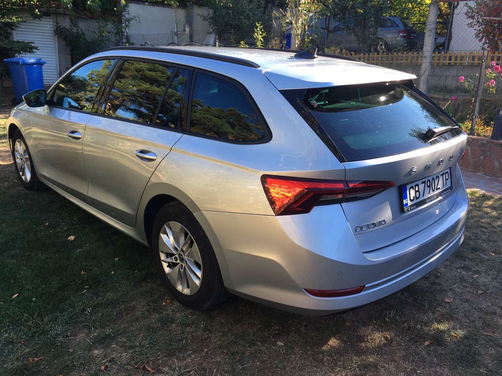 Skoda Octavia 2.0 TDI DSG 115��. | Mobile.bg � ����������� 5