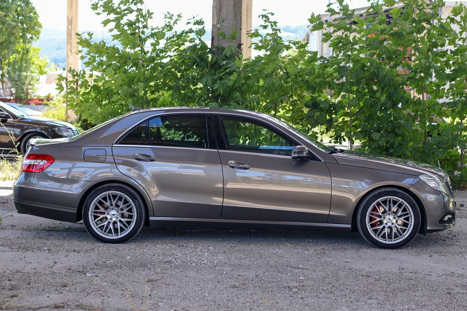 Mercedes-Benz E 350, снимка 4 - Автомобили и джипове - 56416769
