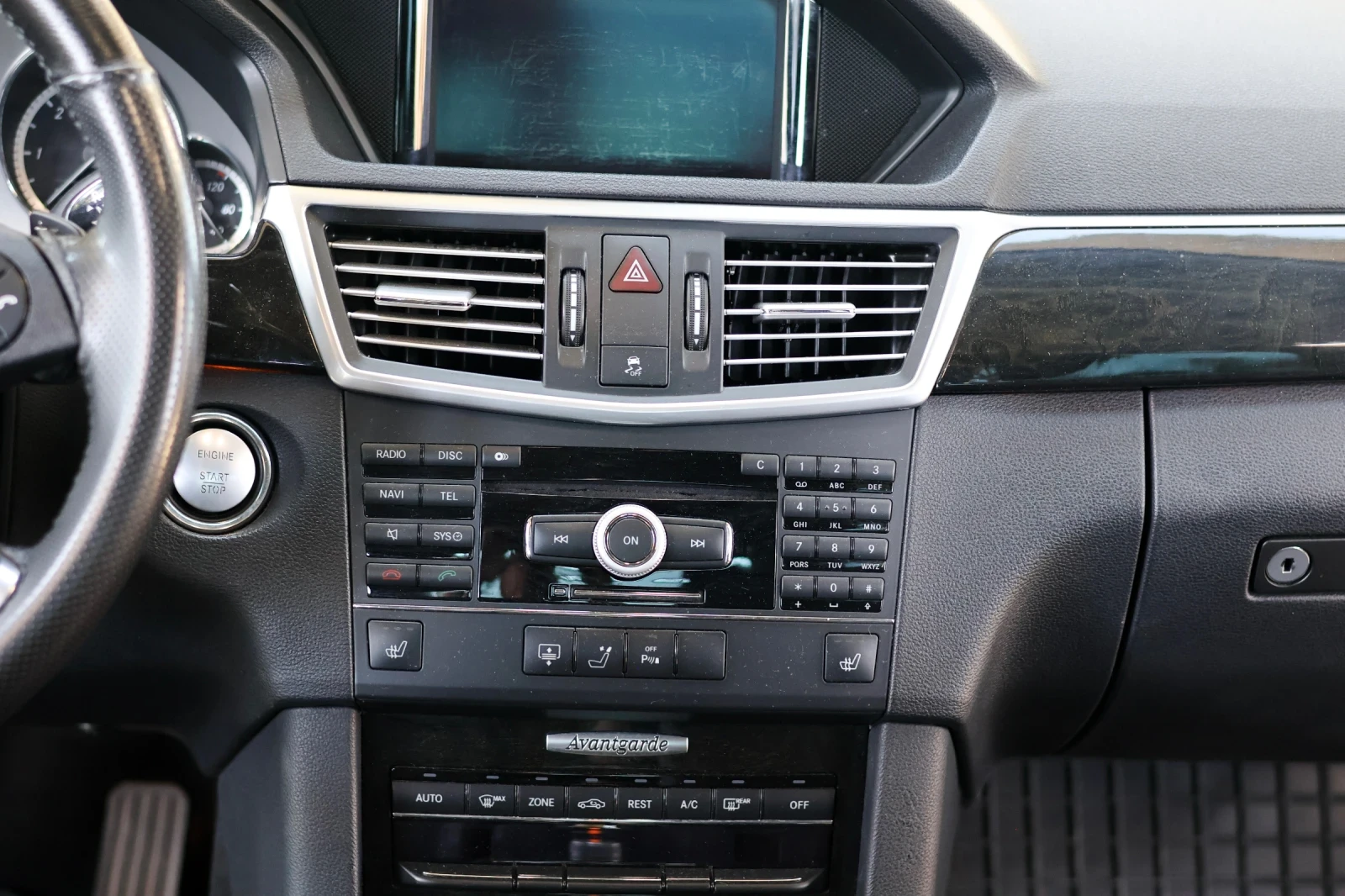 Mercedes-Benz E 350, снимка 11 - Автомобили и джипове - 56416769