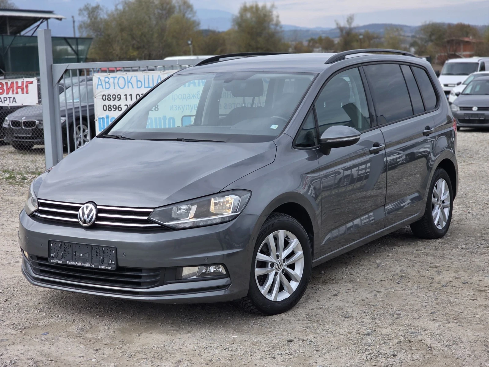 VW Touran 1.6tdi 110 k.c.  Дистроник 7G