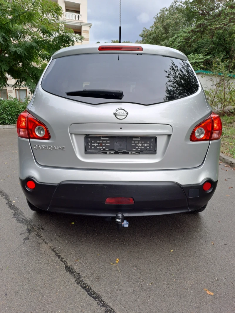 Nissan Qashqai 2.0i 7места Swiss , снимка 4 - Автомобили и джипове - 47310823