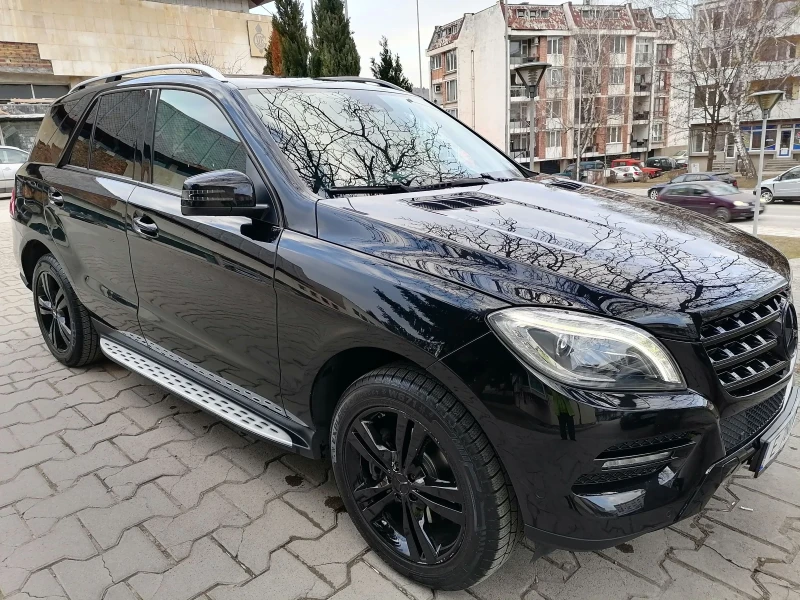 Mercedes-Benz ML 350 Black Edition/ ILS/ На пружини, снимка 3 - Автомобили и джипове - 49105464