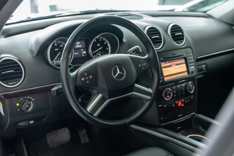 Mercedes-Benz GL 450, снимка 17 - Автомобили и джипове - 51483268