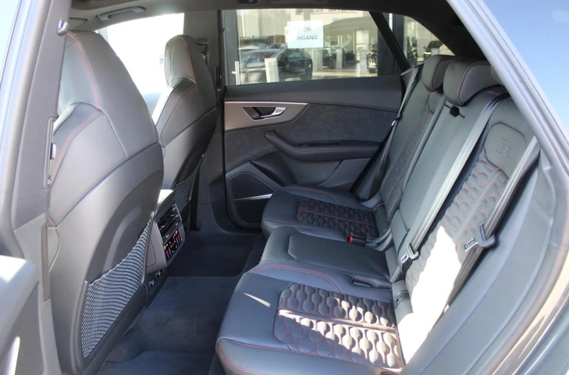 Audi RSQ8 4.0 TFSI B&O PANORAMA CAMERA CARBON, снимка 16 - Автомобили и джипове - 53114287