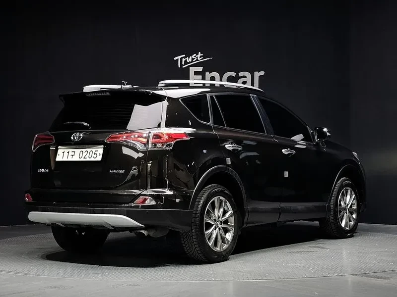 Toyota Rav4 2.5 2WD, снимка 2 - Автомобили и джипове - 55186160