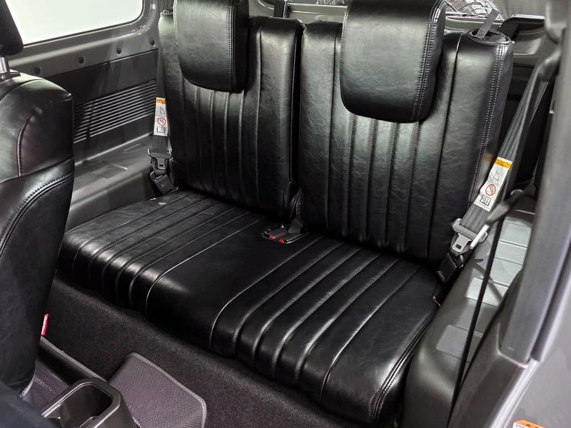 Suzuki Jimny 1.5 Automatic, снимка 12 - Автомобили и джипове - 55775529