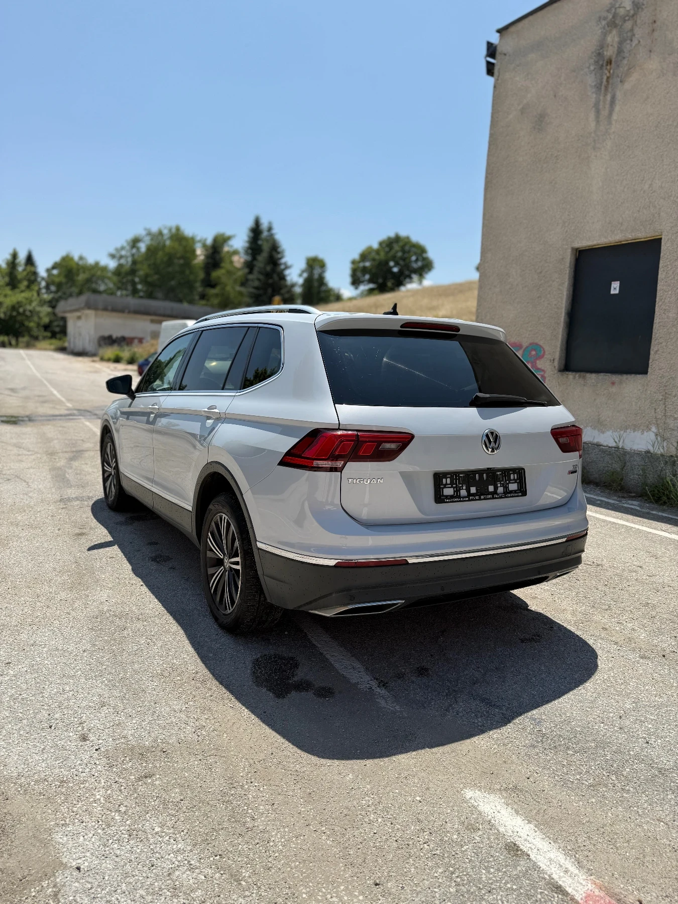VW Tiguan  - изображение 2