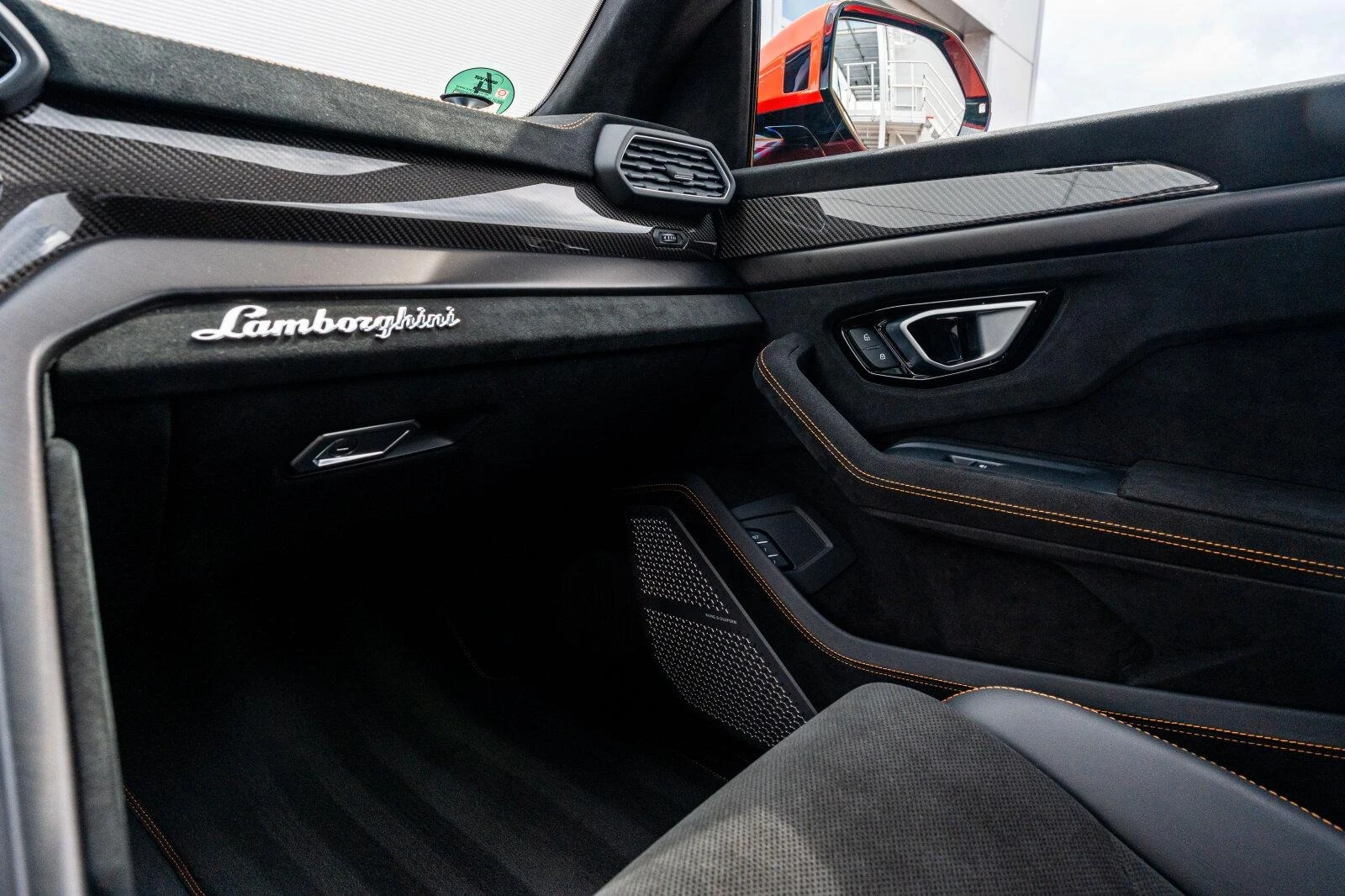 Lamborghini Urus PERFORMANTE/CERAMIC/FULL CARBON/B&O/PANO/HEAD UP/ | Mobile.bg   13