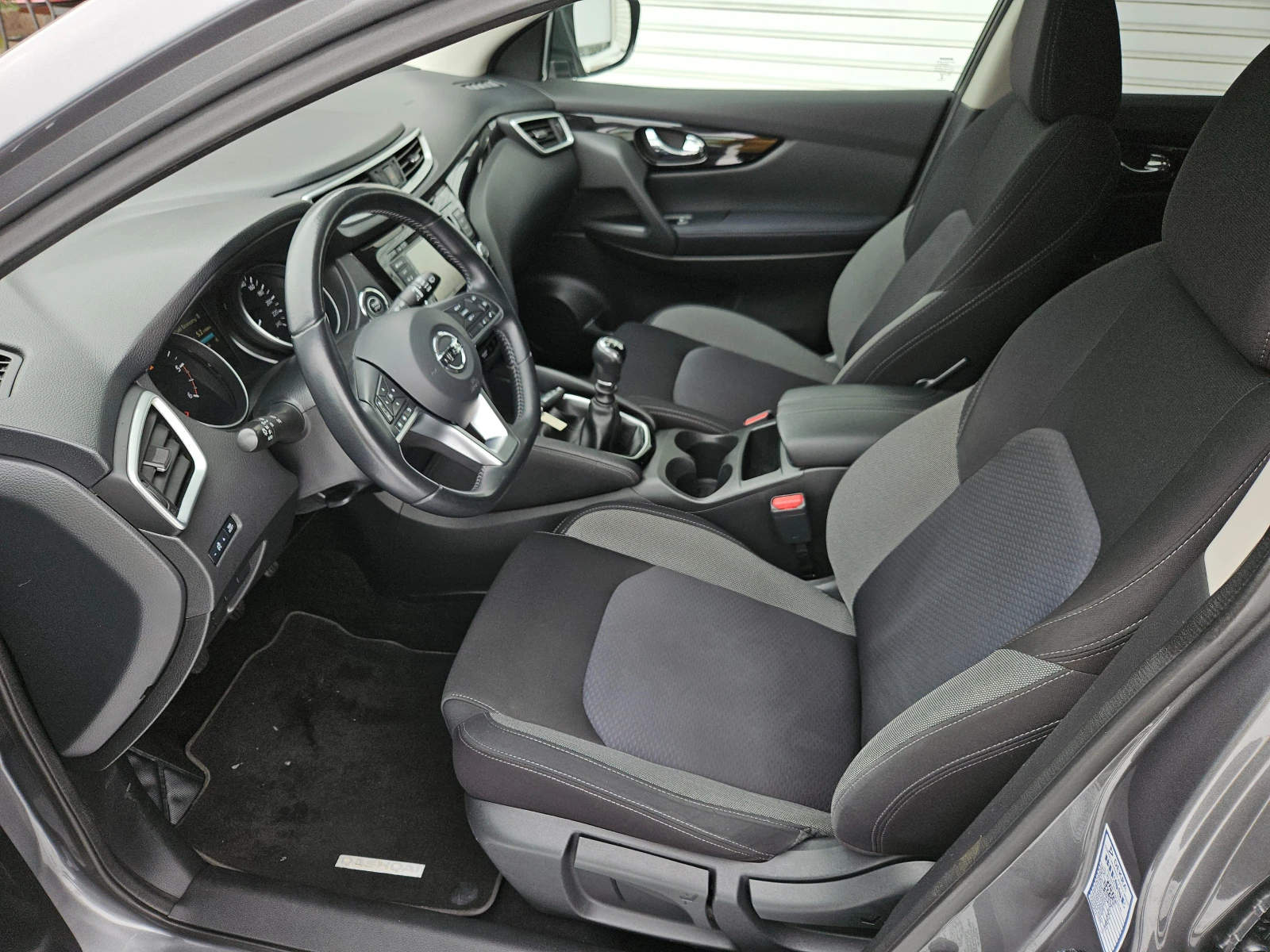 Nissan Qashqai 1.5DCI/TEKNA/КАМЕРА360/CARPLAY/NAVI/БЛУТУТ/LED/EU6 - изображение 9