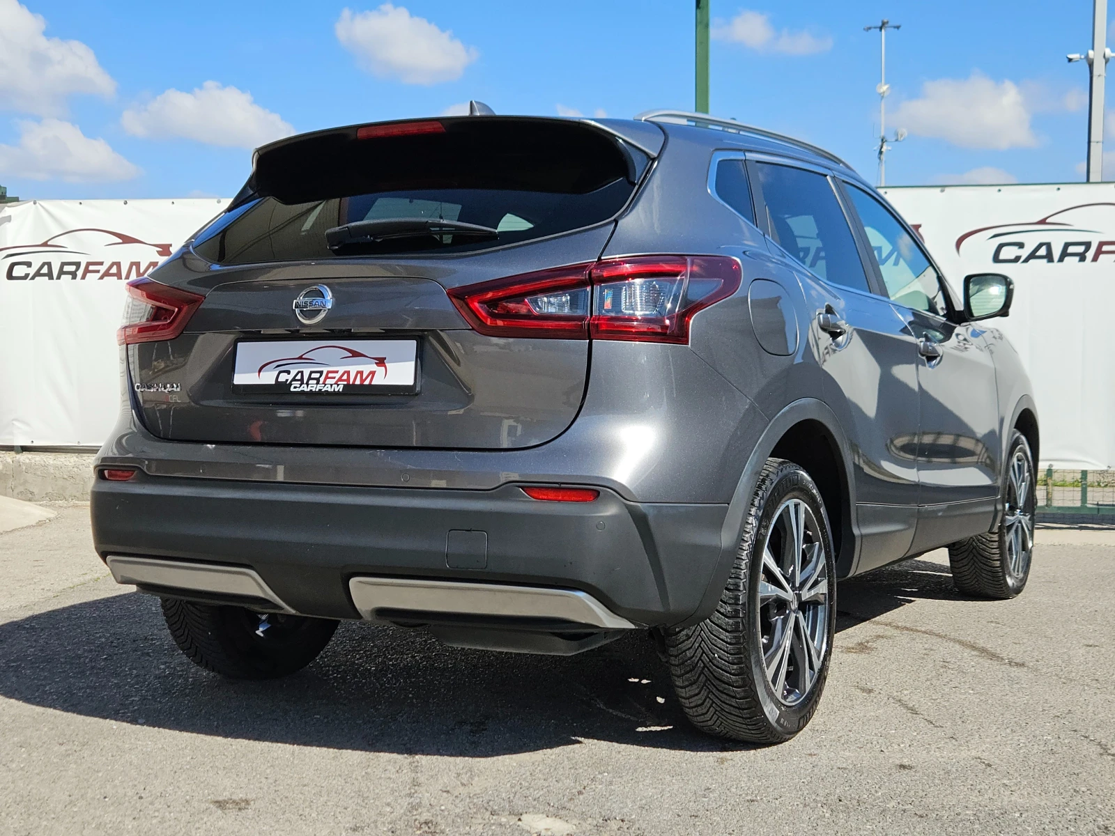 Nissan Qashqai 1.5DCI/TEKNA/КАМЕРА360/CARPLAY/NAVI/БЛУТУТ/LED/EU6, снимка 3 - Автомобили и джипове - 53324552