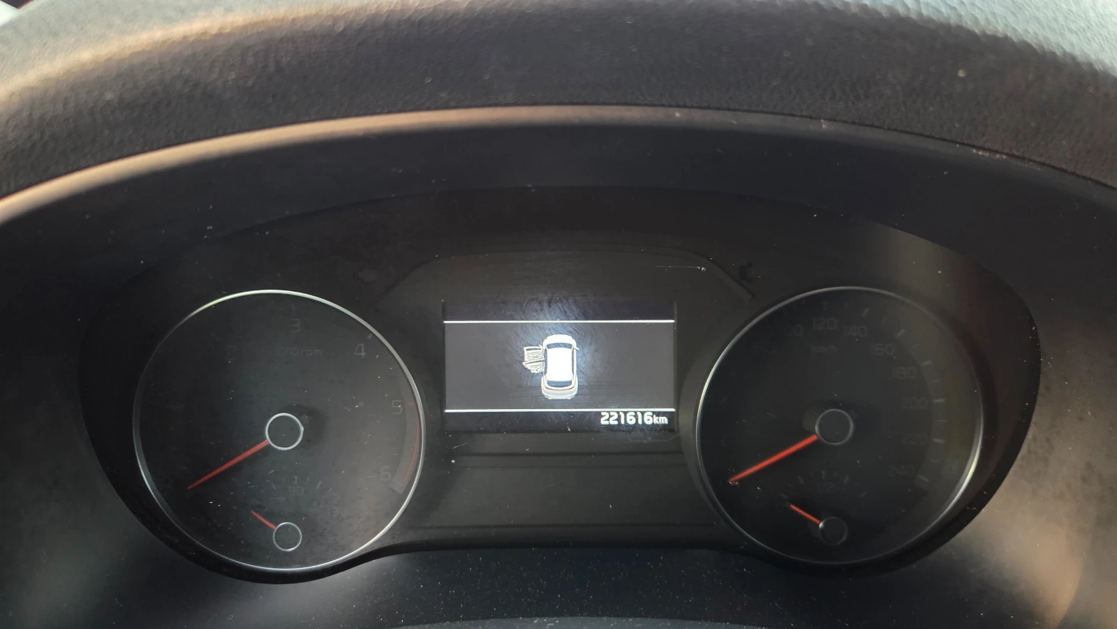 Kia Sportage 1.6 CRDi 4WD AUT. | Mobile.bg � ����������� 14