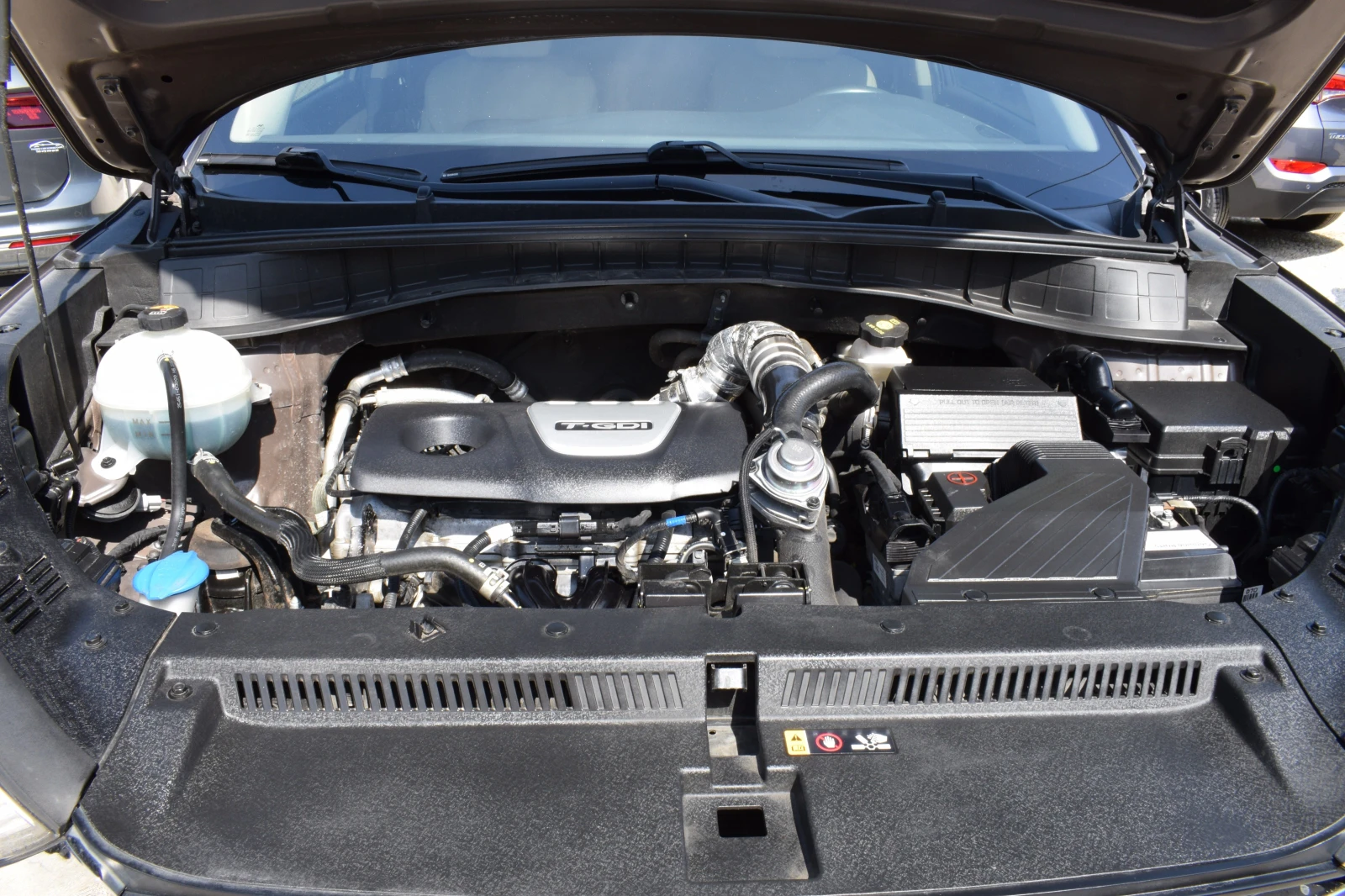 Hyundai Tucson, снимка 17 - Автомобили и джипове - 54621572