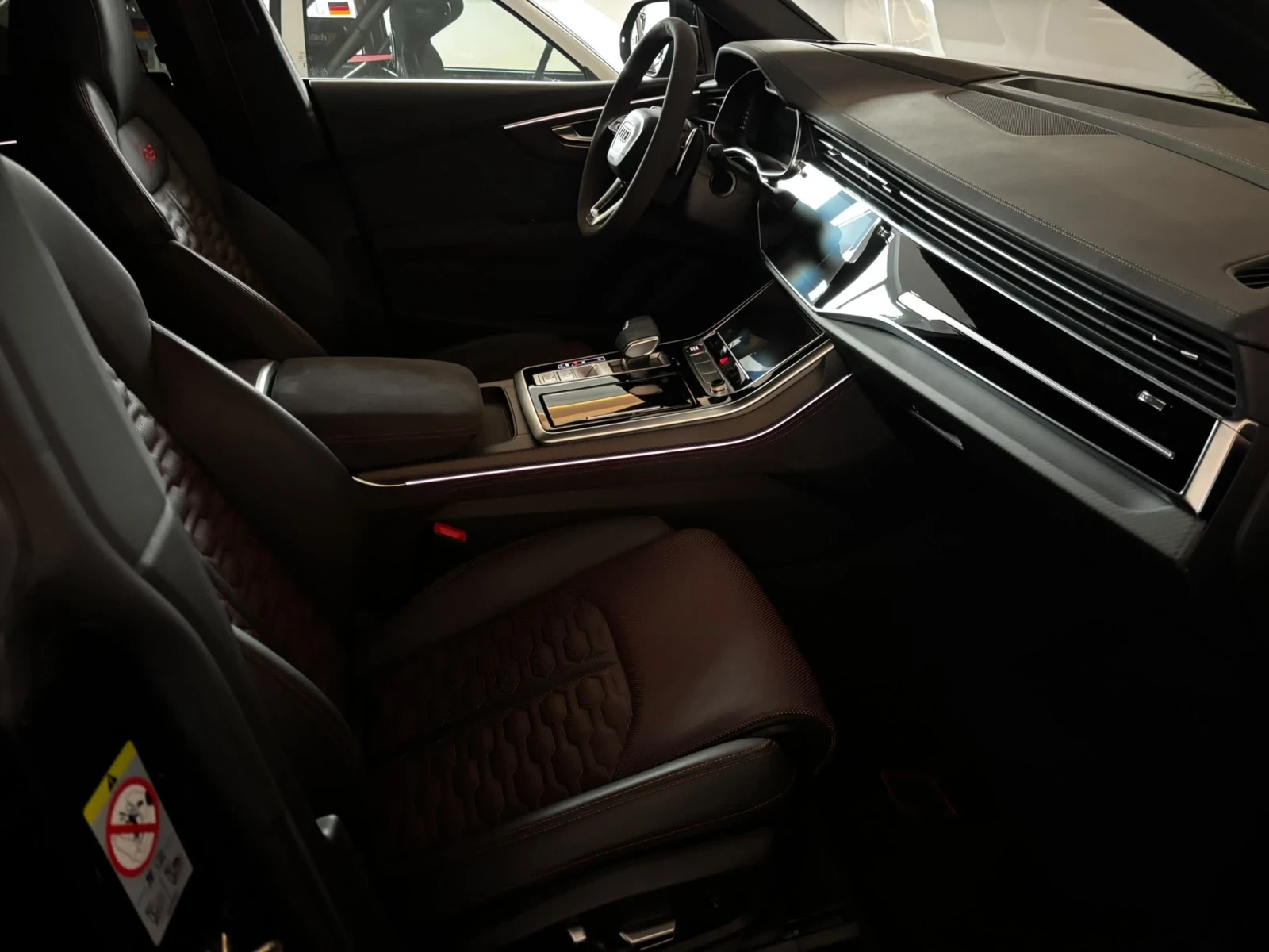 Audi RSQ8 Performance Matrix Keramik, снимка 11 - Автомобили и джипове - 55636711