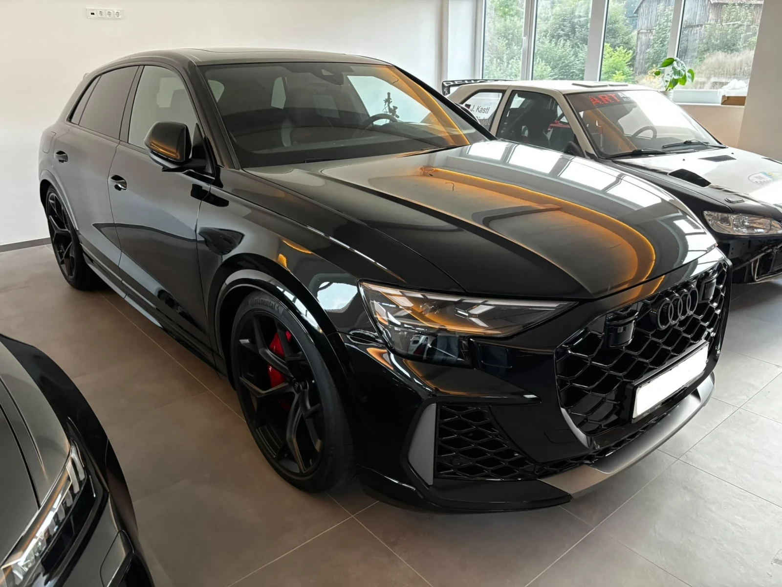 Audi RSQ8 Performance Matrix Keramik, снимка 2 - Автомобили и джипове - 55636711