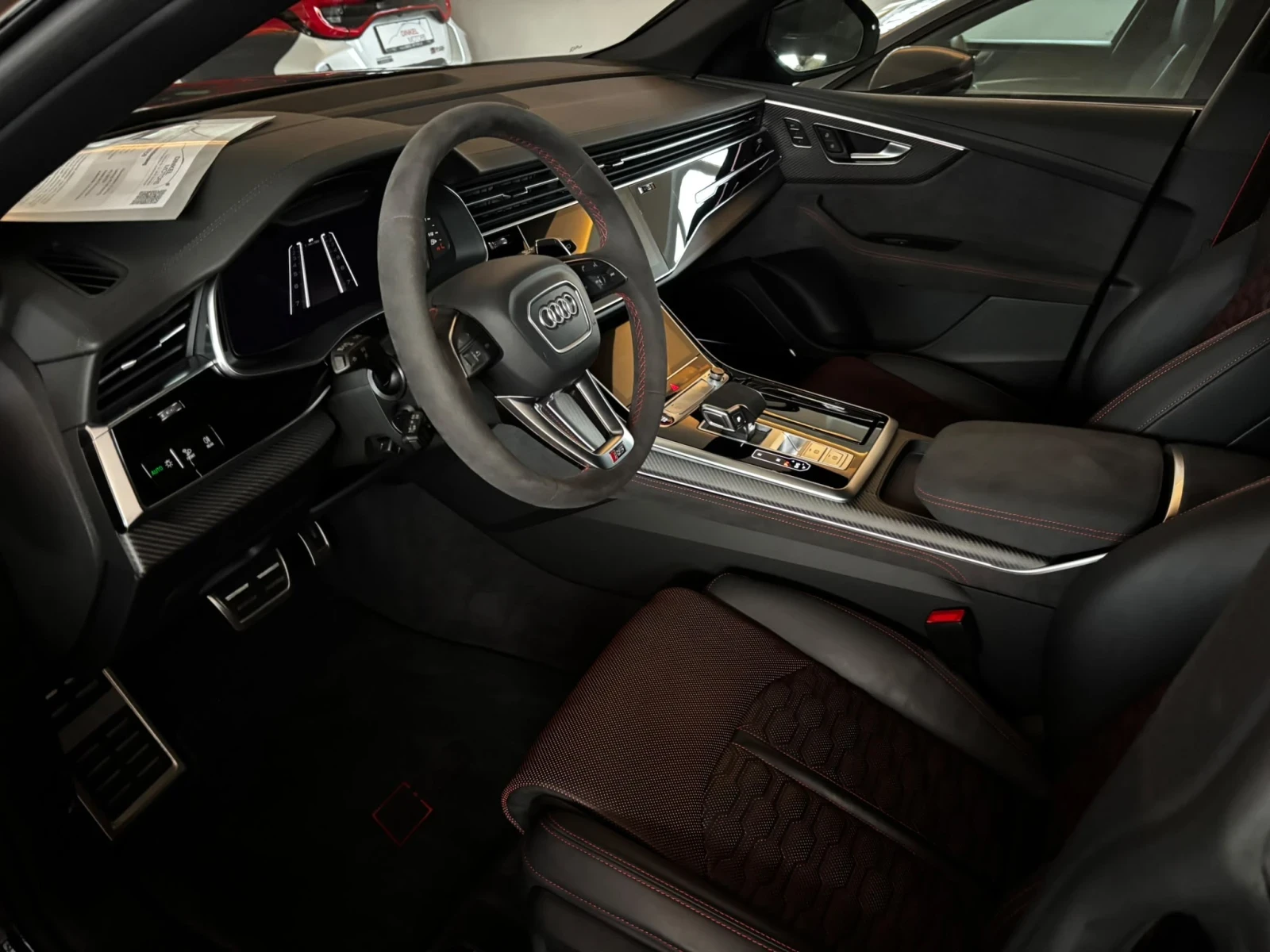 Audi RSQ8 Performance Matrix Keramik, снимка 6 - Автомобили и джипове - 55636711
