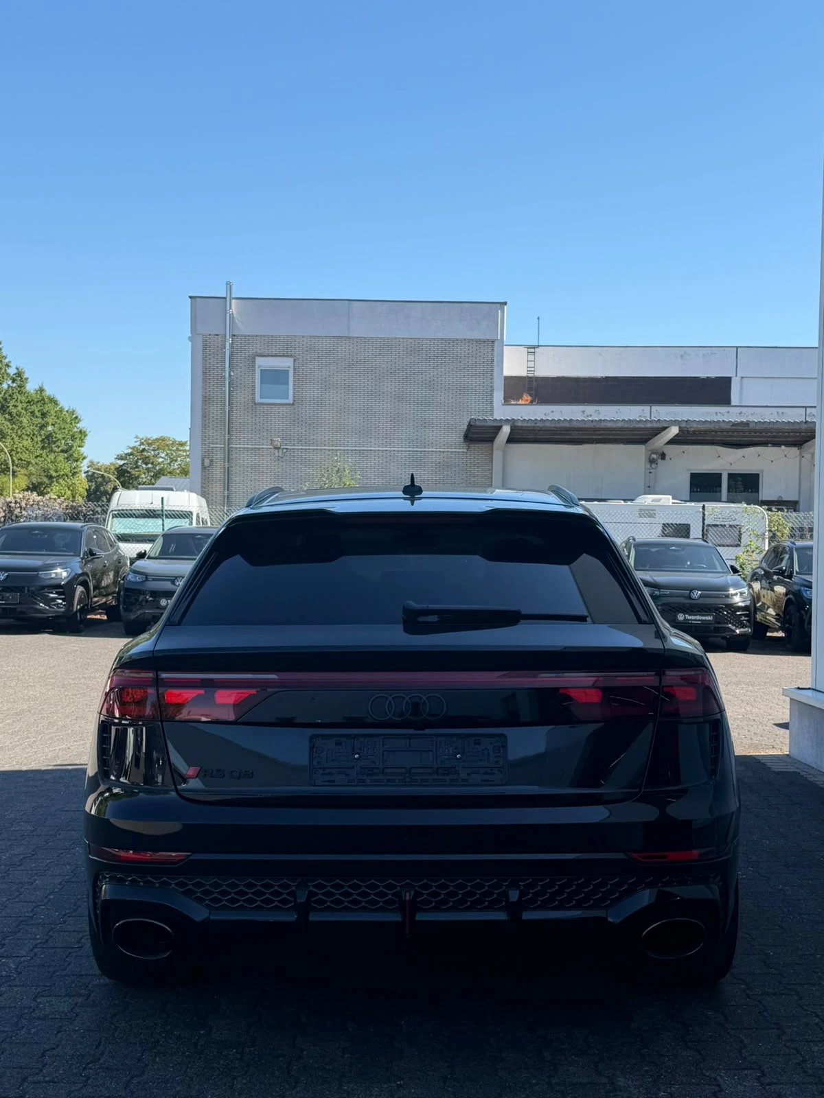 Audi RSQ8 Performance Matrix Keramik, снимка 4 - Автомобили и джипове - 55457113