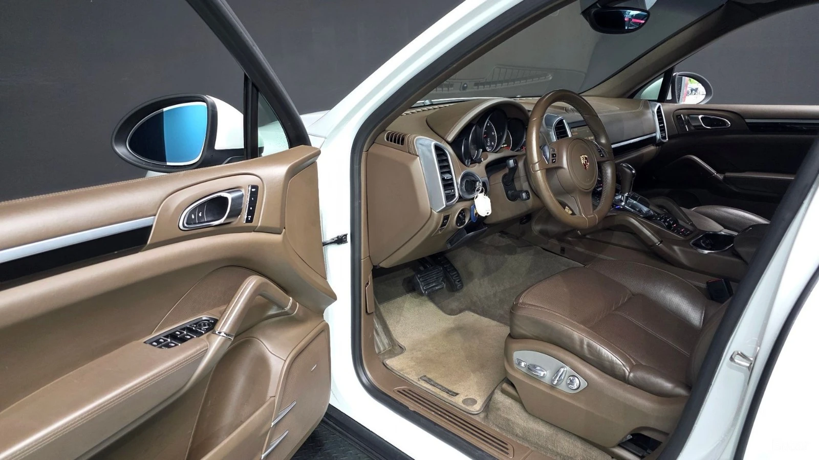 Porsche Cayenne 958* ПОДГРЕВ* ВЪЗДУХ* PANO* , снимка 6 - Автомобили и джипове - 55468531