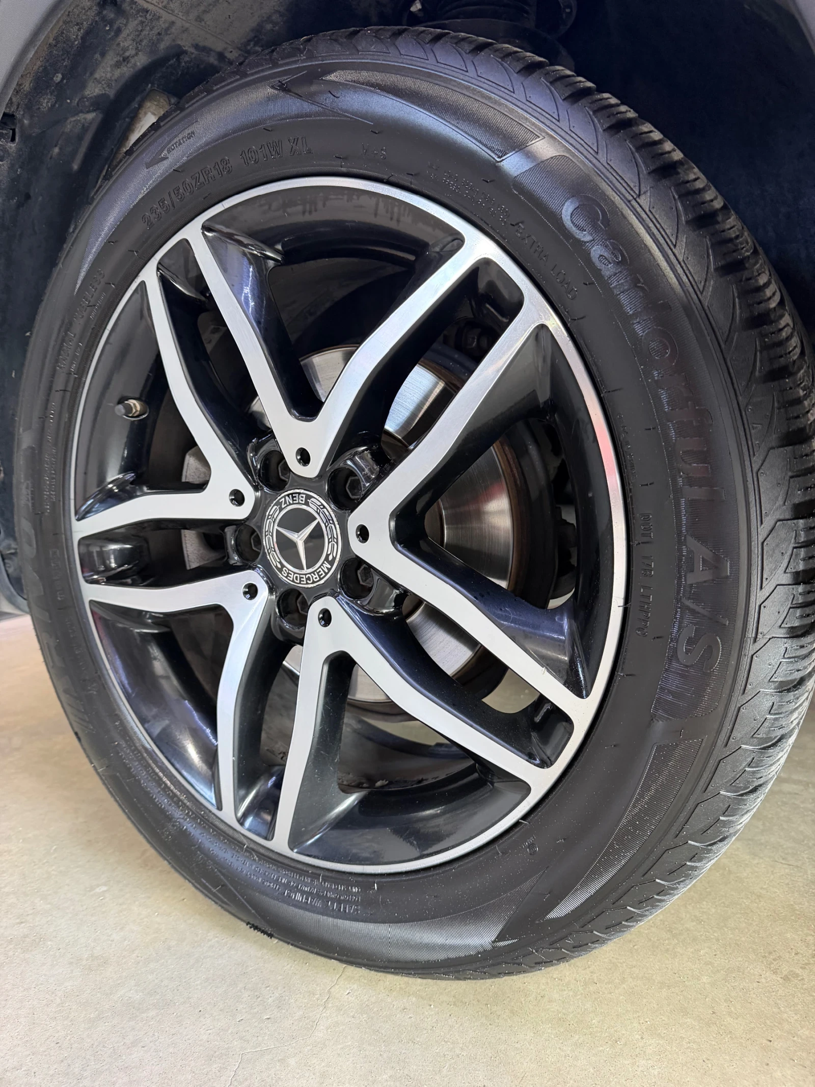Mercedes-Benz GLA 200 d * КАМЕРА * , снимка 14 - Автомобили и джипове - 55681535
