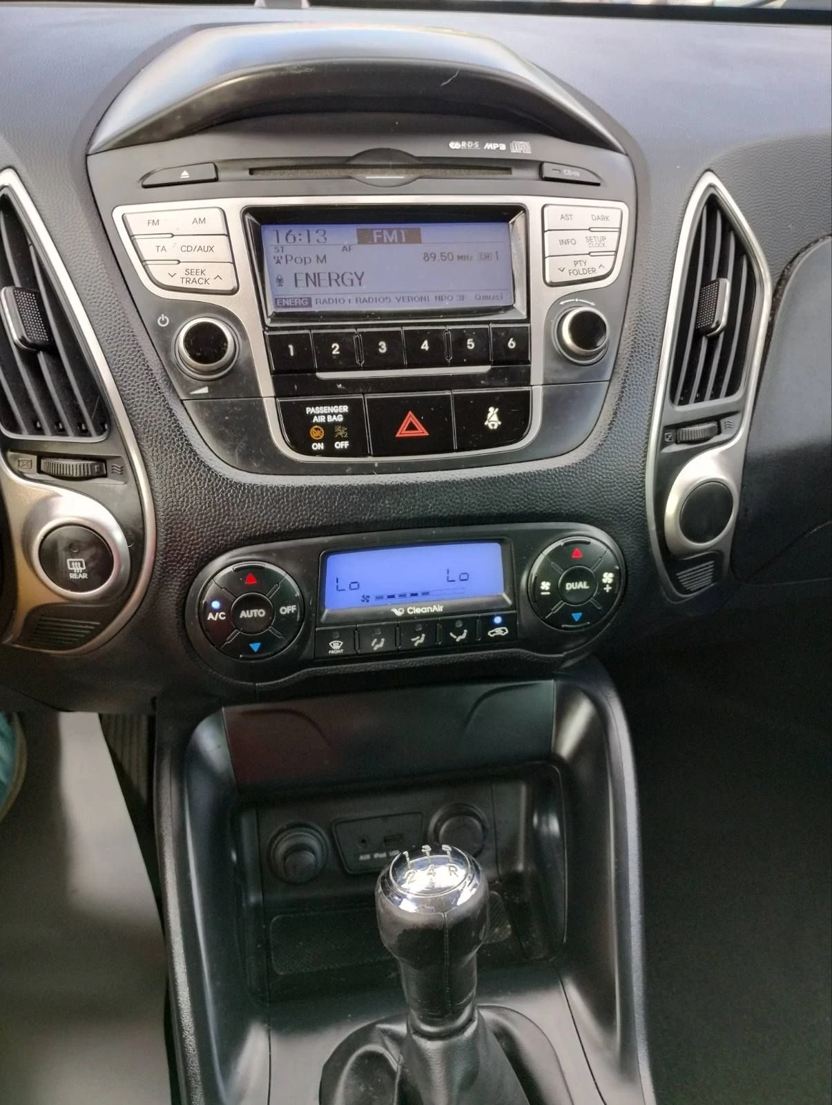 Hyundai IX35 2.0 BENZIN , снимка 8 - Автомобили и джипове - 56154797